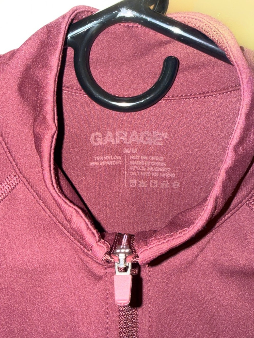 Garage active zip up - Picture 2 of 2
